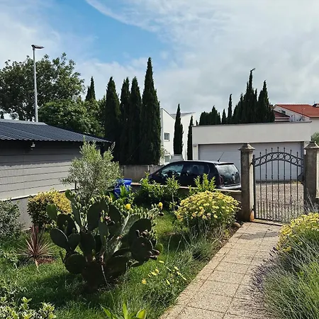 With Parking Space - 25220 Medulin