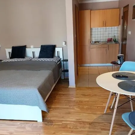 Apartment With Parking Space - 25220 *